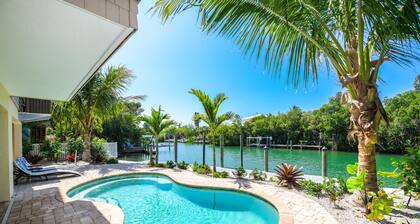 Upscale waterfront home, private pool, beautiful views!