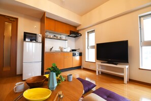 Appartement | Woonruimte | Een televisie