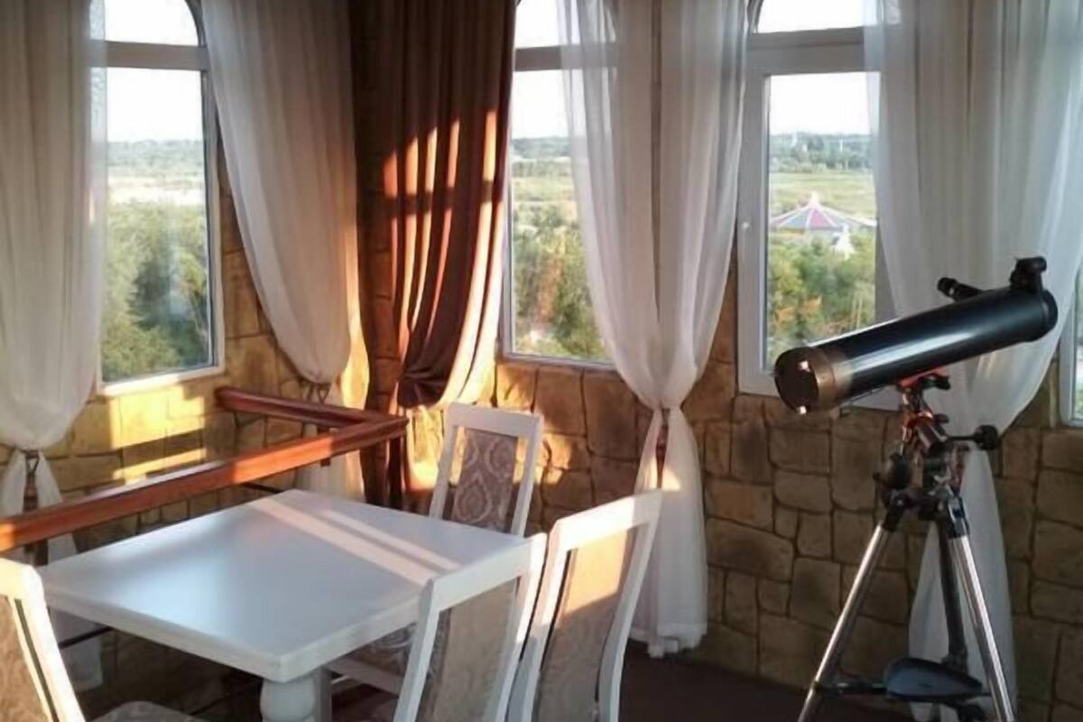 Suite exclusiva | Minibar, caja fuerte, escritorio y cortinas opacas