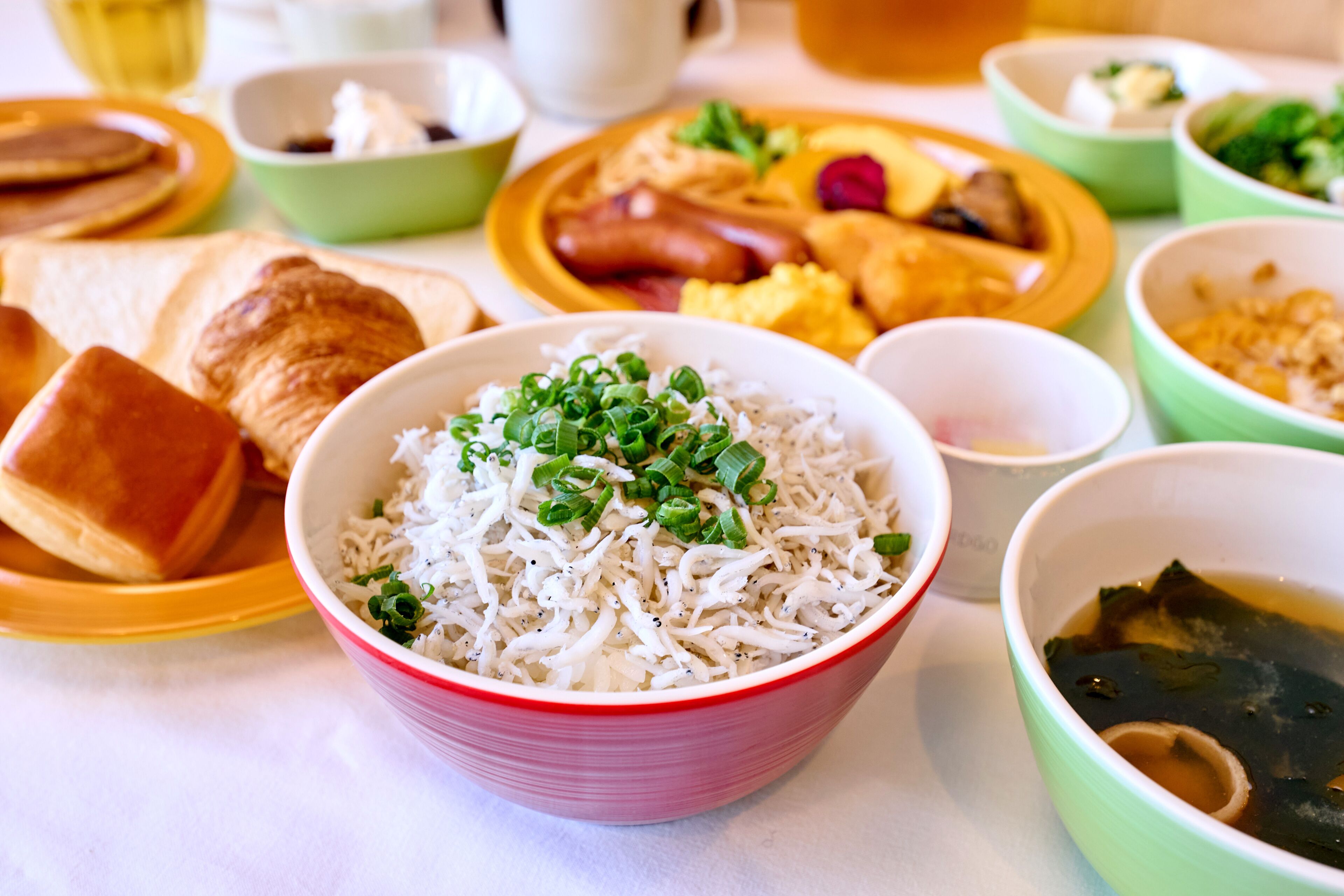 Daily buffet breakfast for a fee
