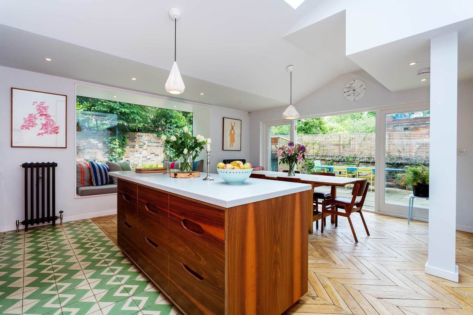 House (5 Bedrooms) | 5 bedrooms, iron/ironing board, bed sheets