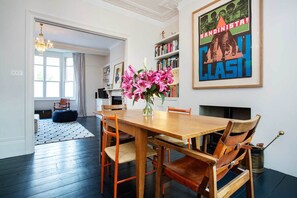 House (3 Bedrooms) | Private kitchen | Oven, dishwasher - Ravenscourt Gardens (London)
