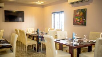 Daily English breakfast (NGN 3047 per person)