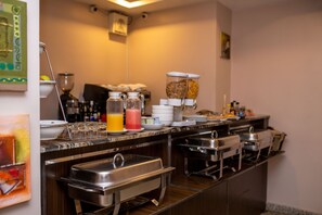 Food and drink - Ace Premier Hotel (Abuja)