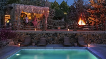Seasonal outdoor pool