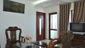 Panoramic Apartment, 2 Bedrooms (13G) | Living room - Thuy Hanh Homestay Vung Tau (Ho Chi Minh City)