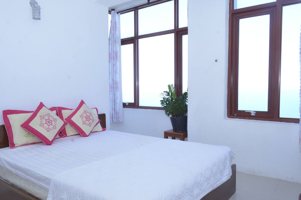 Appartement luxueux, 3 chambres (24D) | Bureau, fer et planche à repasser, accès au Wi-Fi (inclus)