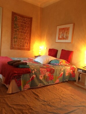 3 bedrooms, WiFi, bed sheets