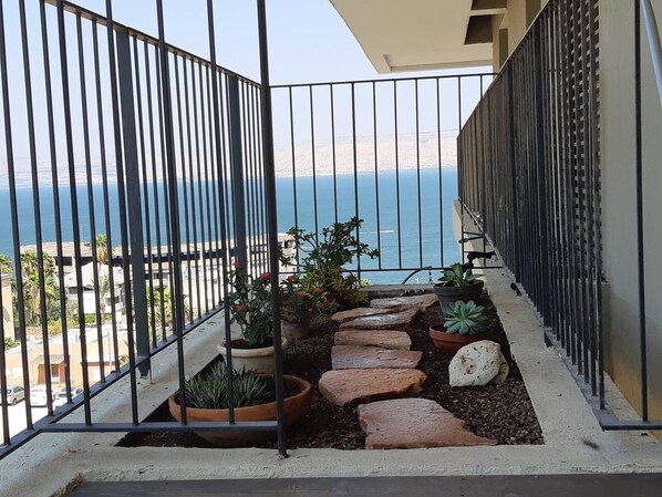 Property grounds - Home Away From Home in Tiberias (Tiberias)