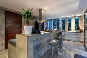 Villa (1 Bedroom) | Private kitchen | Fridge, oven, stovetop, dishwasher - Beautiful Villa With Private Pool, Bali Villa 2001 (Seminyak)