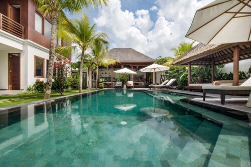 Luxury Villa in Bali near Beach, Bali Villa 2034