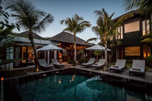 Pool - Luxury 12 Bedroom Villa With Private Pool, Bali Villa 2081 (Seminyak)