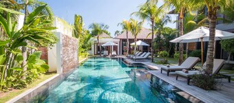 Luxury 12 Bedroom Villa With Private Pool, Bali Villa 2081
