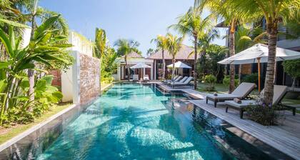 Luxury 12 Bedroom Villa With Private Pool, Bali Villa 2081