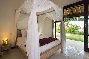 Villa (4 Bedrooms) | Property amenity