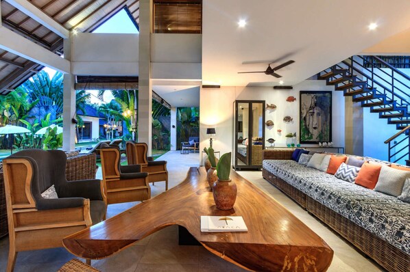Villa (5 Bedrooms) | Property amenity - Luxury 5 Bedroom Villa With Private Pool, Bali Villa 2055 (Seminyak)