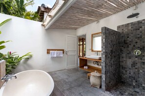 Vila (1 Bedroom) | Banheiro