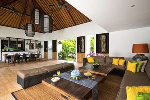 Living room - Bali Villa Near the Beach, 2061 (Seminyak)