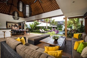 Living room - Bali Villa Near the Beach, 2061 (Seminyak)