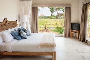 Villa (5 Bedrooms) | 1 bedroom, laptop workspace, bed sheets - Luxury 5 Bedroom Villa With Private Pool, Bali Villa 2022 (Kerobokan)