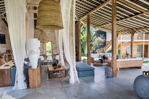 Villa (5 Bedrooms) | Property amenity - Luxury 5 Bedroom Villa With Private Pool, Bali Villa 2022 (Kerobokan)