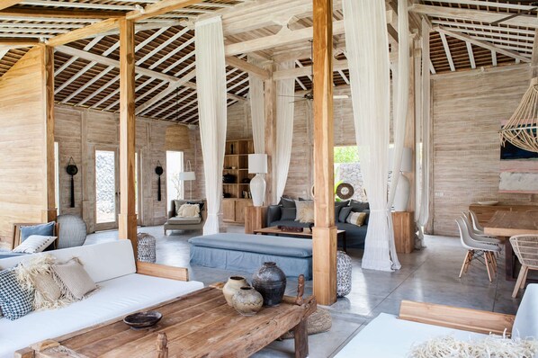 Interior - Luxury 5 Bedroom Villa With Private Pool, Bali Villa 2022 (Kerobokan)