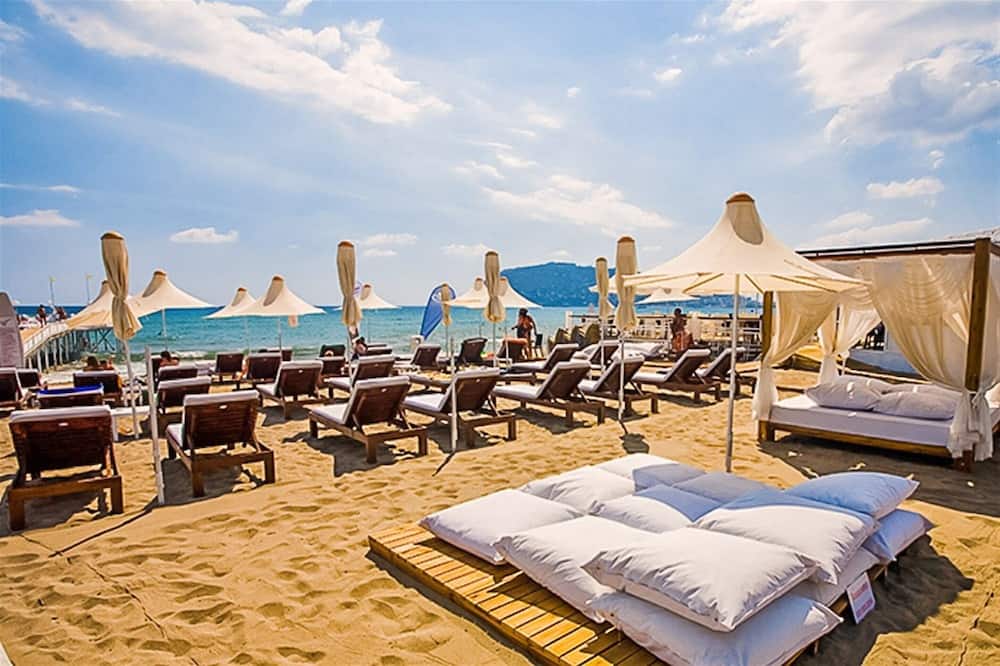Yaman Life Hotel