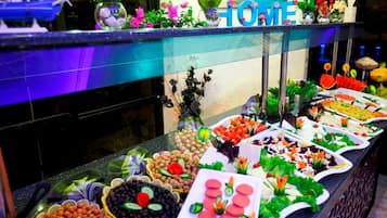 Breakfast and dinner served, Turkish cuisine