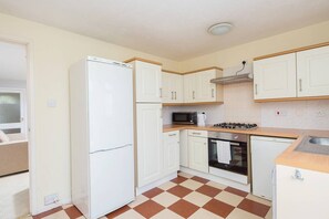 럭셔리 아파트 | 전용 주방 | 대용량 냉장고, 전자레인지, 오븐, 쿡탑