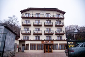 Front of property - Melania (Uman)
