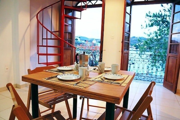 Romantic Apartment | Dining - La Buena Vida Apartamentos (Sao Felix)