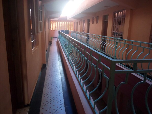 Hallway - King Wise Guest House (Matuu)