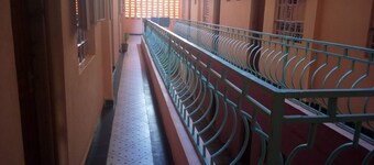 King Wise Guest House