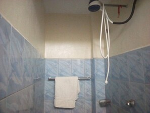 Bathroom shower - King Wise Guest House (Matuu)