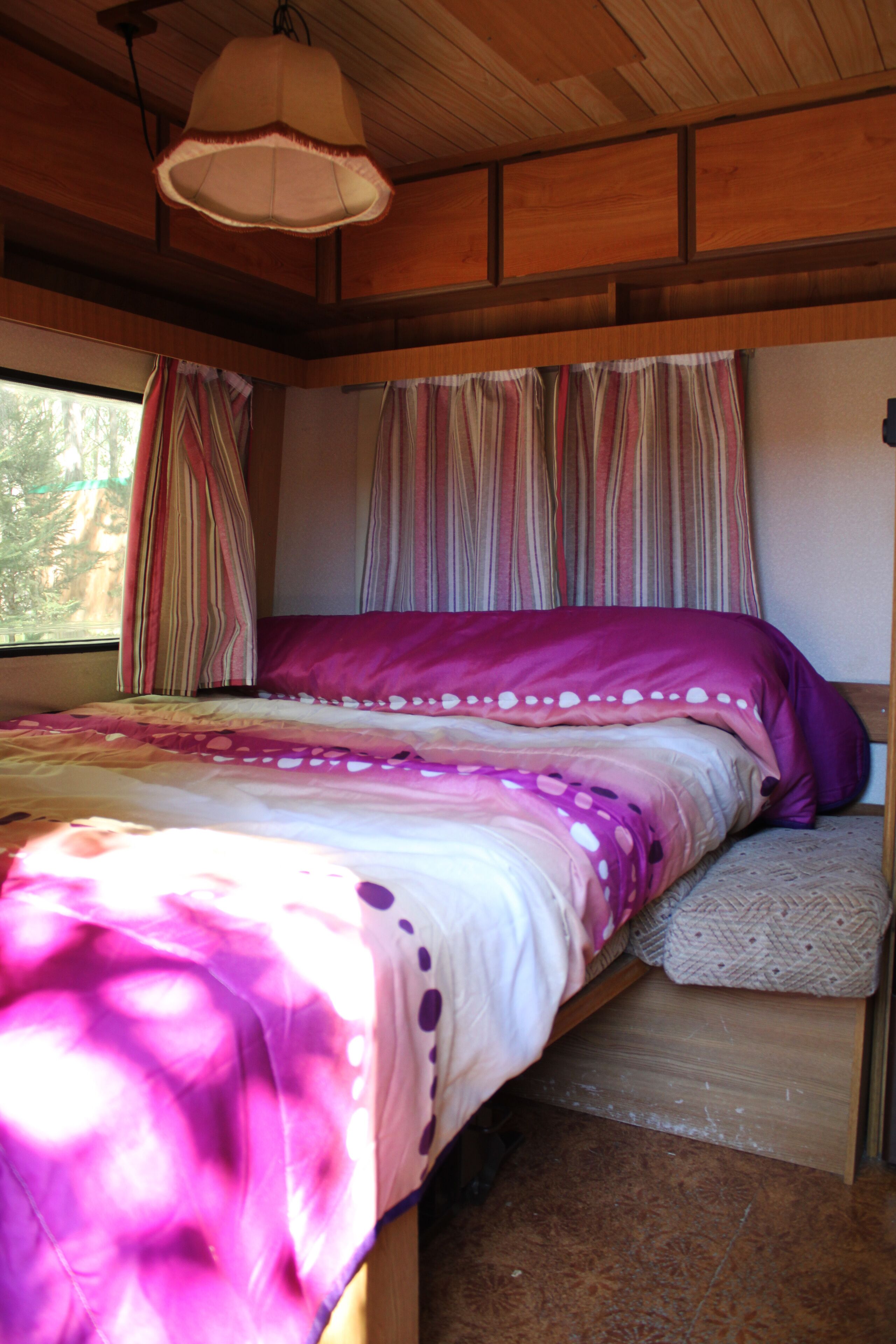 Tenda | Seprai linen