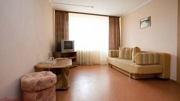 Luxury Suite | 1 bedroom, minibar, iron/ironing board, free WiFi