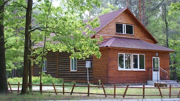 Mökki | 1 makuuhuone, minibaari, silitysrauta/-lauta, ilmainen Wi-Fi