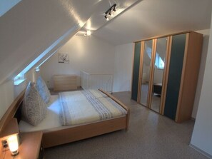 Apartamento | Ropa de cama de alta calidad y edredones de plumas