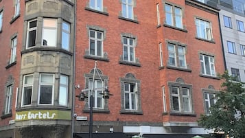 Apartment, 2 Bedrooms, Refrigerator | Exterior