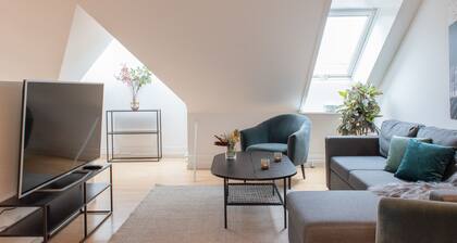 Sanders Canal - Chic 2-bdr Apt in Arhus Center