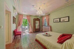 6 Schlafzimmer, Internetzugang, Bettwäsche