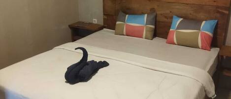 Standard Double Room, 1 Queen Bed