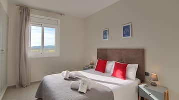 3 habitaciones, tabla de planchar con plancha y wifi gratis