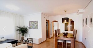 Interior - Casa My JuAr - Charming holiday home with 3 bedrooms for 6 people (Orihuela)