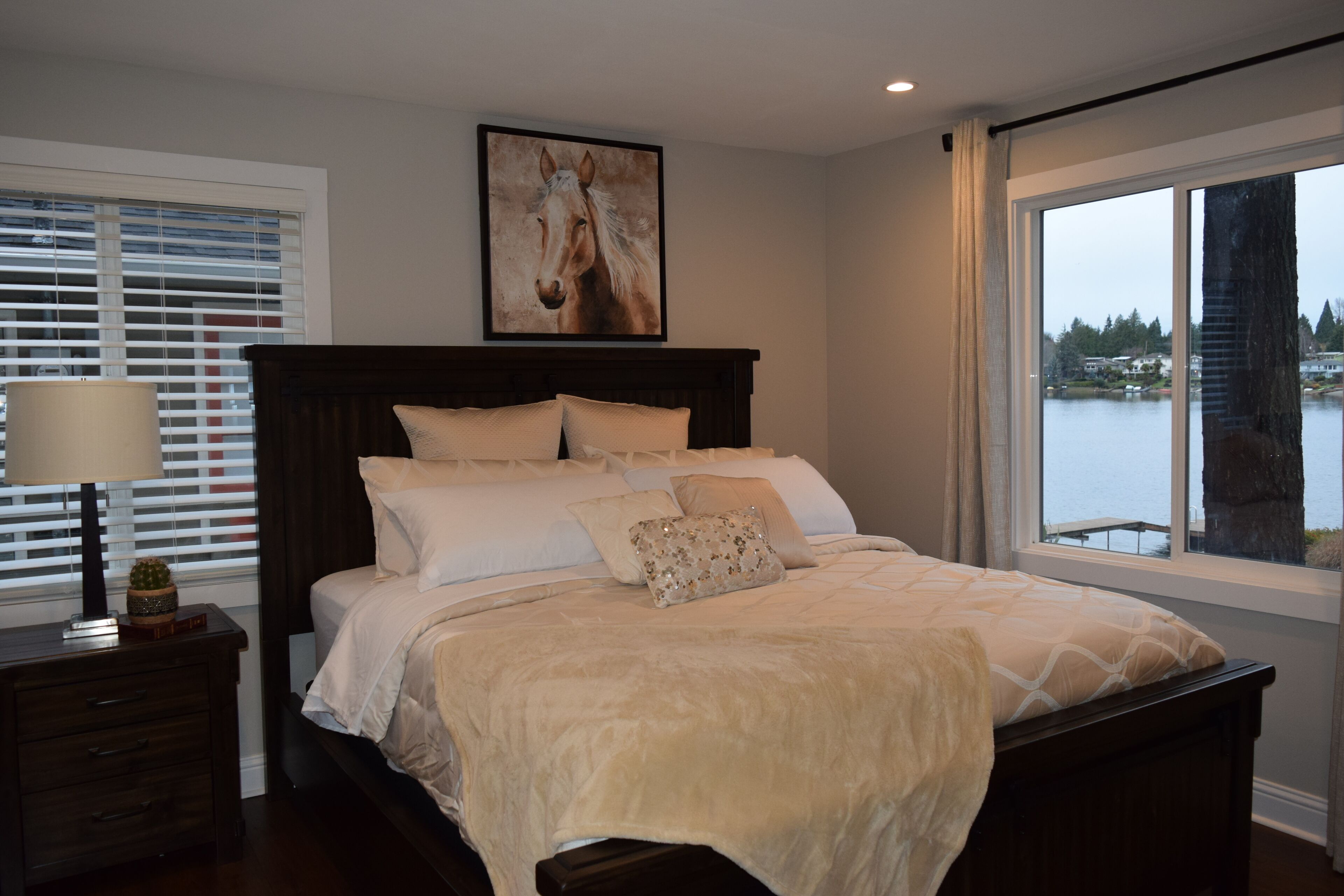 2 slaapkamers, een kluis op de kamer, een strijkplank/strijkijzer