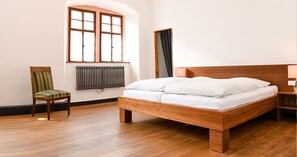 Dobbeltrom | Dundyner, minibar og wi-fi (inkludert)