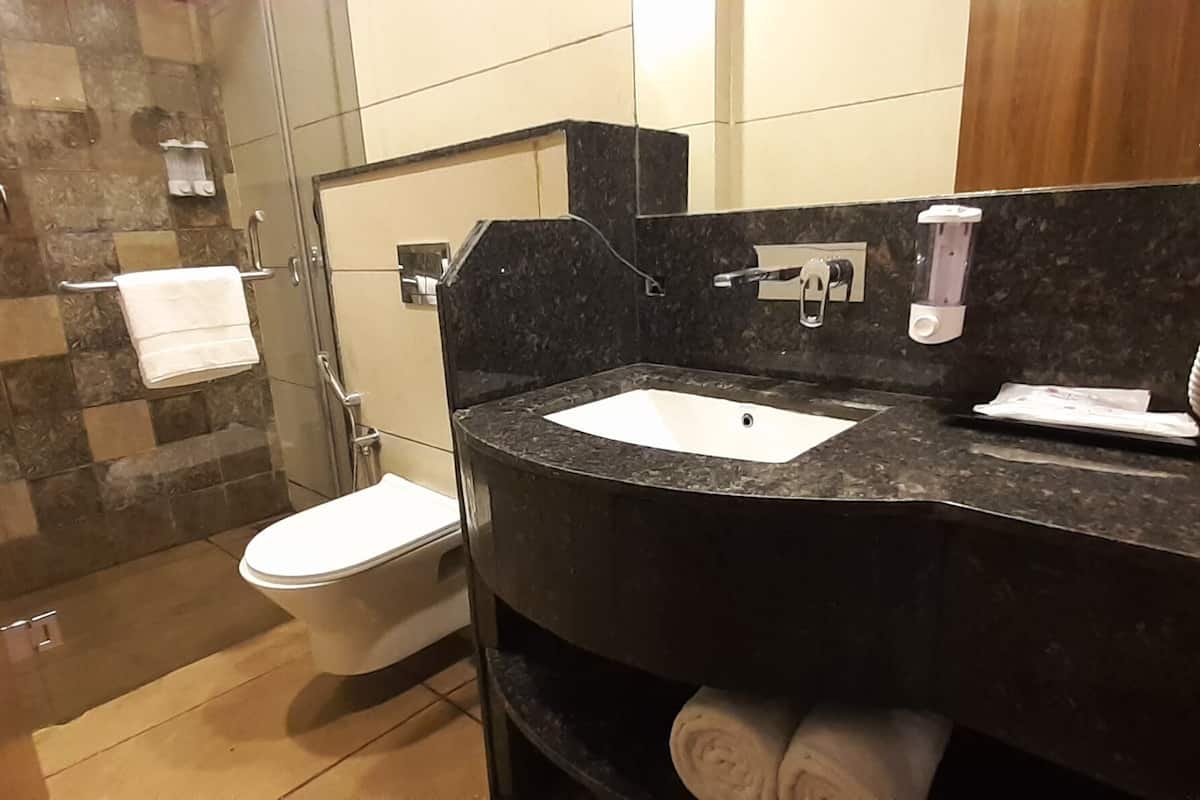 Bathroom | Shower, slippers, towels