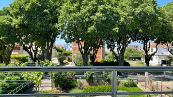 Quang cảnh nhìn từ nơi lưu trú