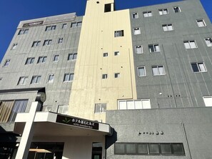 施設の正面