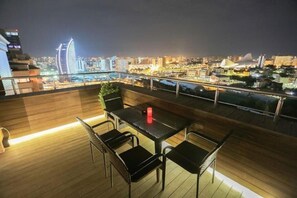 Couples dining - Check-in TERRACE Hotel (Baku)